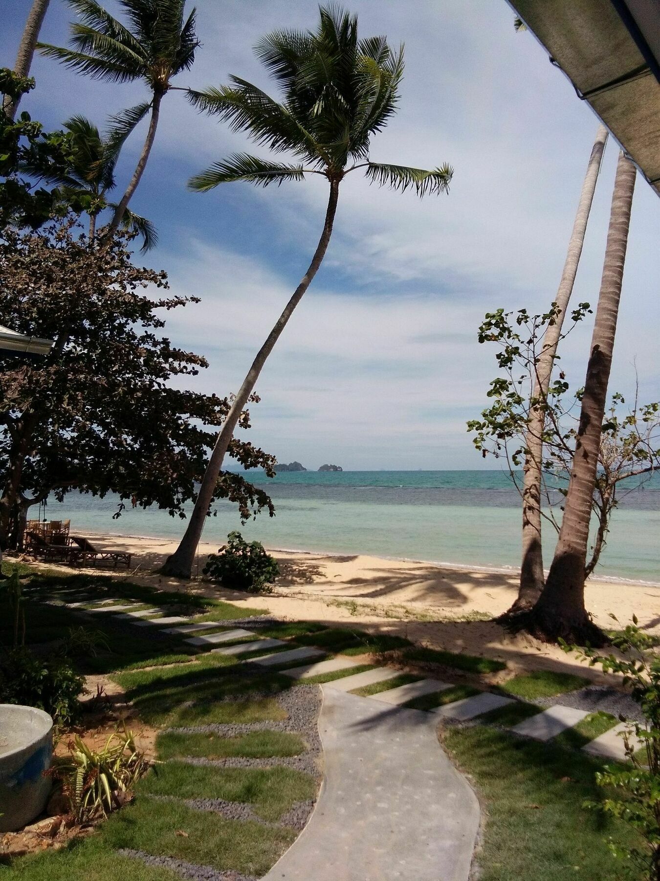 I Talay Beach Bar & Cottage Taling Ngam Екстериор снимка