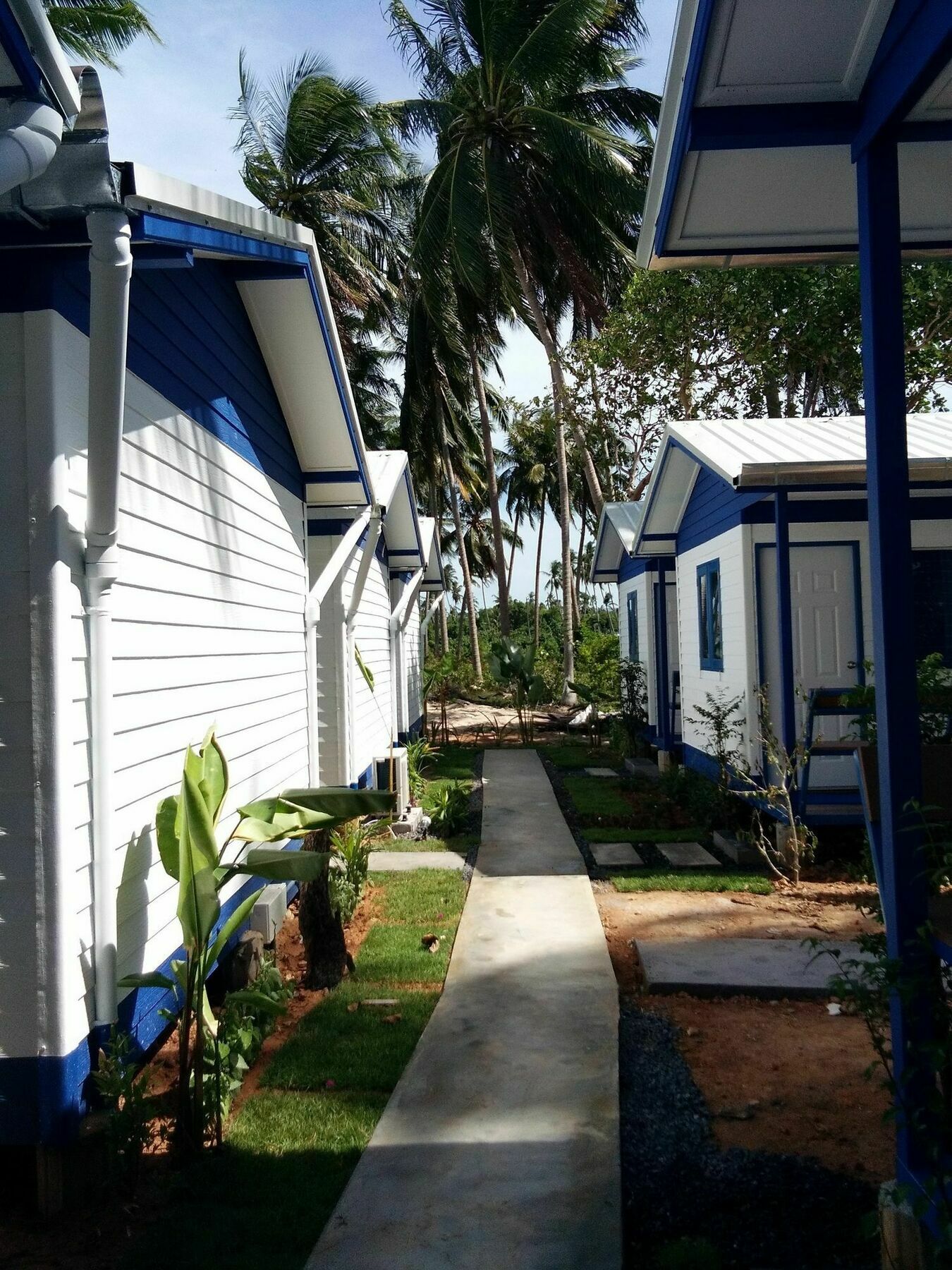 I Talay Beach Bar & Cottage Taling Ngam Екстериор снимка